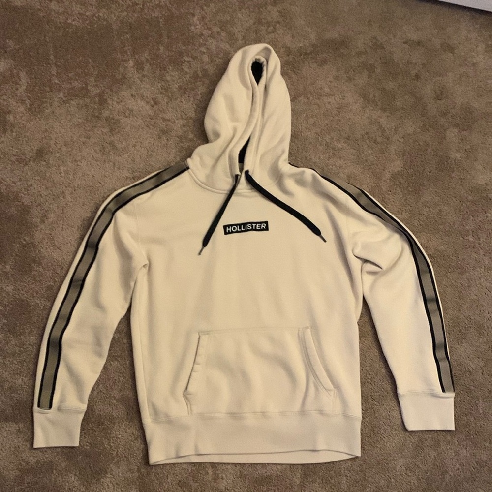Hollister Men’s Sized Small Solid Beige Long Sleeve Hoodie